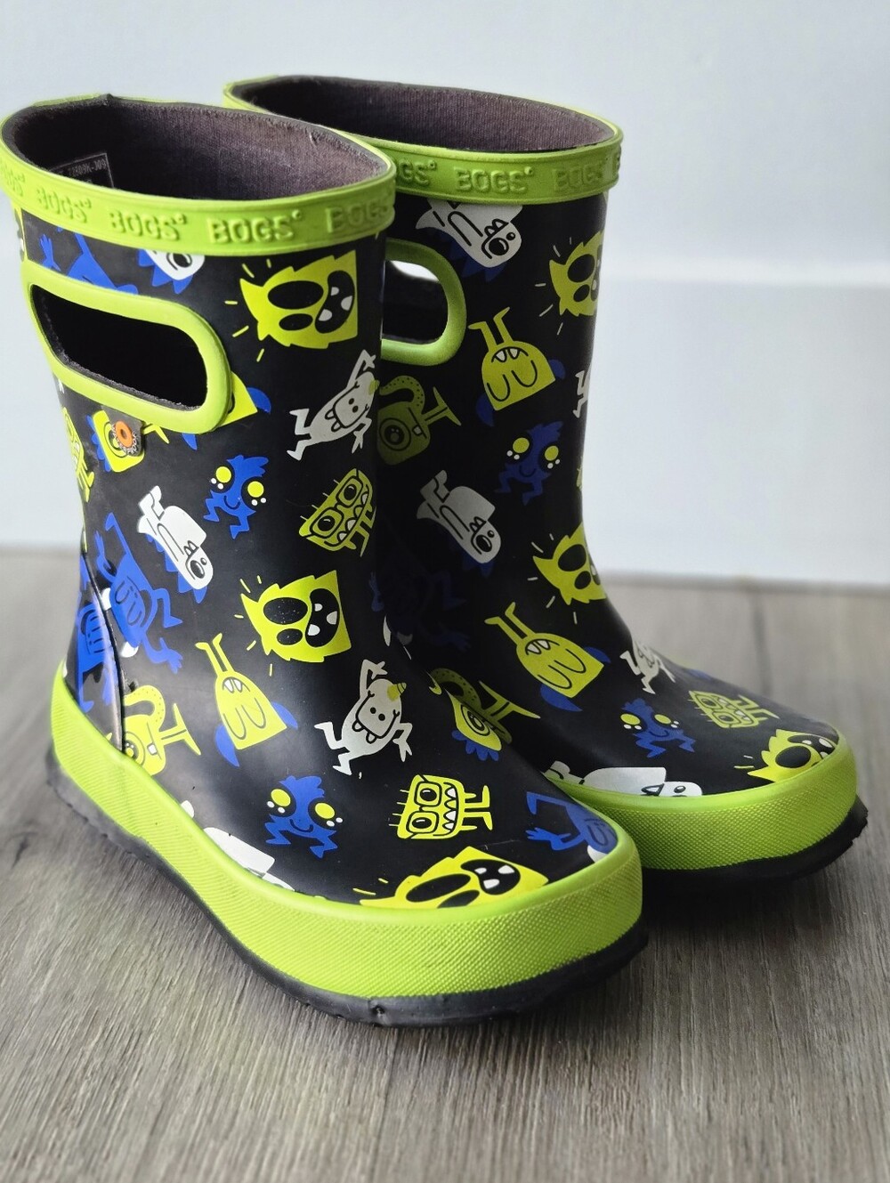 Bogs Kids Black Rain Boots with Lime, Blue & White Monster Print Us9